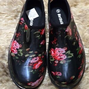 New Northside Sloggers type Shoes  with Floral Print.